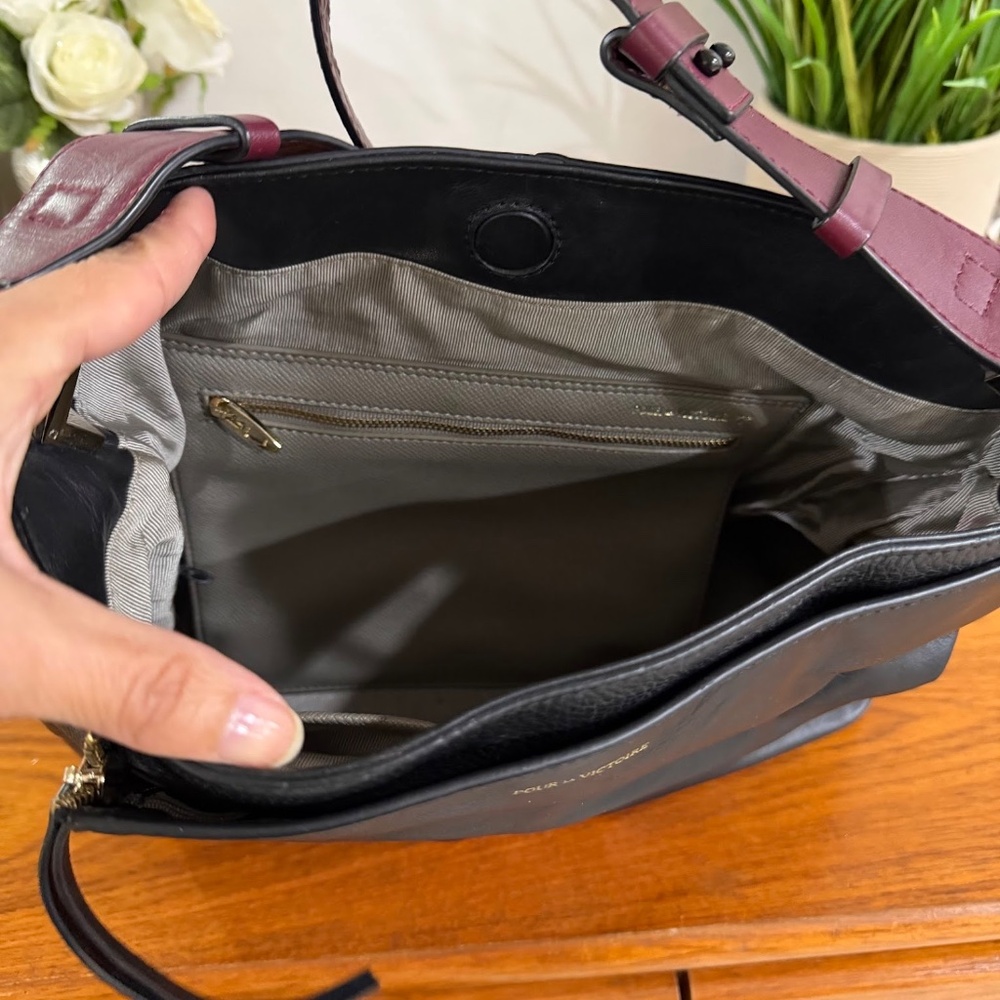 Pour La Victoire Black Leather Hobo Shoulder Bag with a Burgundy Strap - Picture 6 of 11